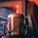 microphone-5594702_1920
